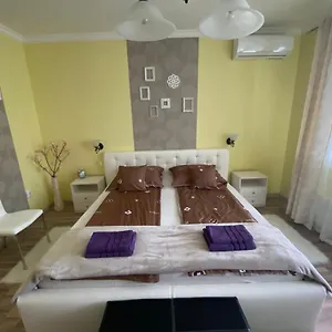 Apartament Eszter, Eger