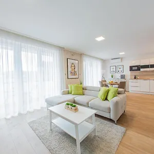  Apartman Life Bestern Magyarország